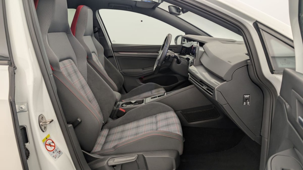 VOLKSWAGEN Golf 2.0 TSI 245 DSG7 GTI - ref: 1-354783 - Photo 9