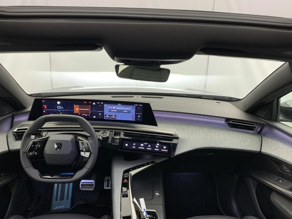 PEUGEOT 3008 Hybrid 145 e-DCS6 GT - ref: 1-355890 - Photo 13