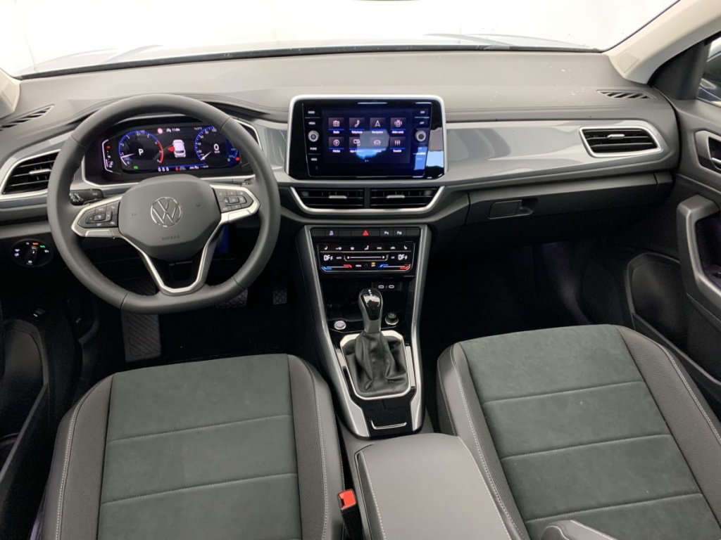 VOLKSWAGEN T-Roc 1.5 TSI EVO2 150 Start Stop DSG7 Style - ref: 1-355956 - Photo 17