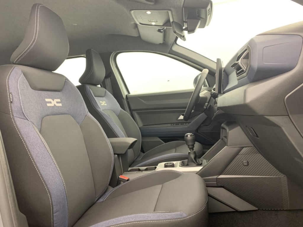 DACIA Bigster Mild Hybrid 130 4x4 Expression - ref: 1-356702 - Photo 9