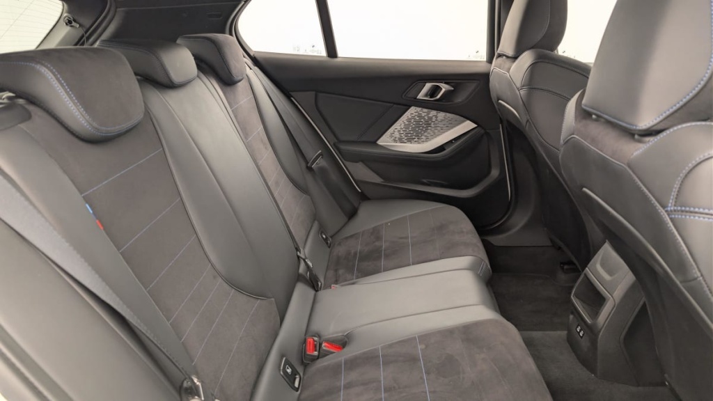 BMW Serie 1 120d 163 ch DKG7 M Sport - ref: 1-357060 - Photo 10