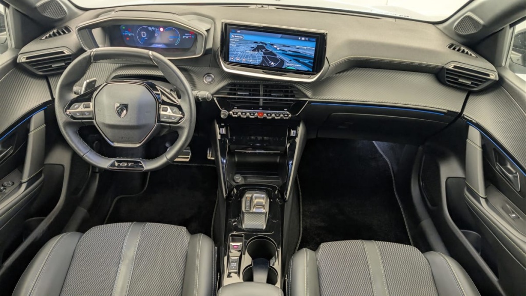 PEUGEOT 208 Hybrid 136 e-DCS6 GT - ref: 1-357680 - Photo 13