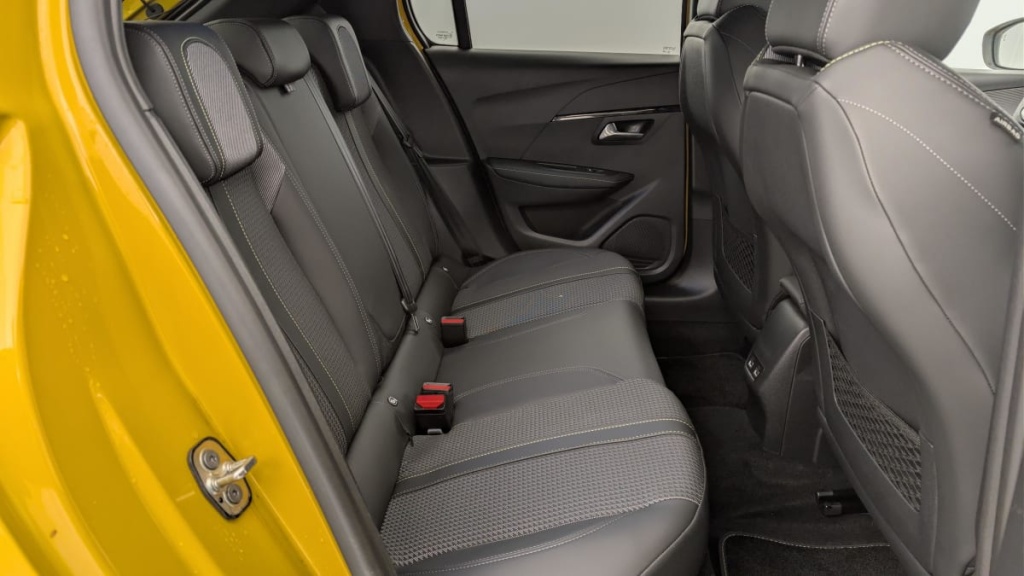 PEUGEOT 208 50 KWH 136CH GT - ref: 1-357831 - Photo 10