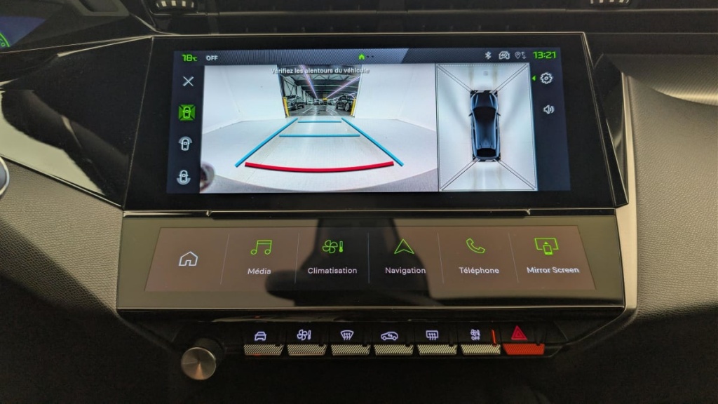 PEUGEOT 408 Hybrid 145 e-DCS6 GT - ref: 1-357882 - Photo 18