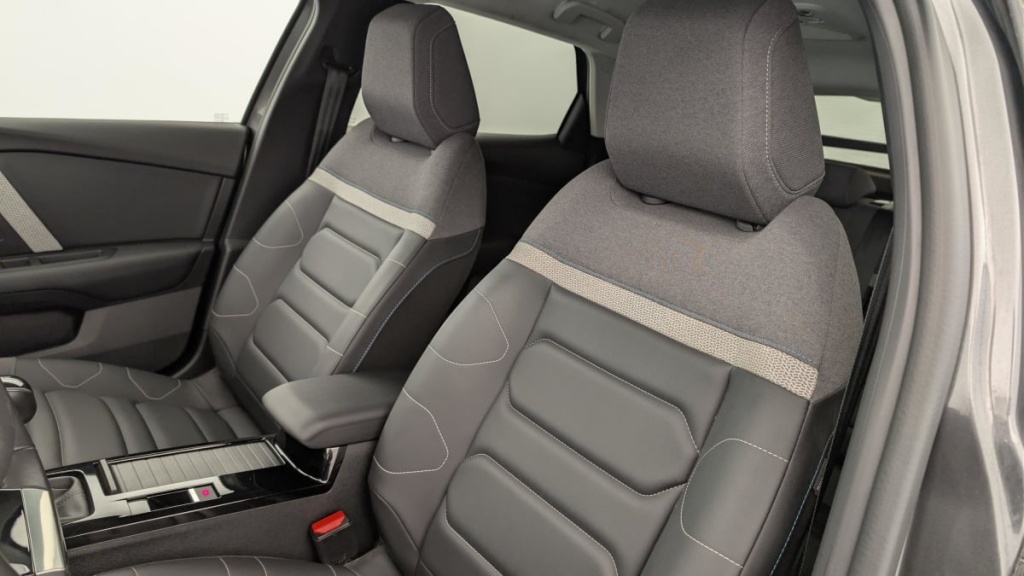 CITROEN C4 PureTech 130 BVM6 Max - ref: 1-357951 - Photo 16