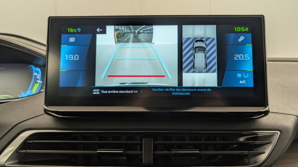 PEUGEOT 3008 Hybrid4 300 e-EAT8 GT Pack - ref: 1-358237 - Photo 17