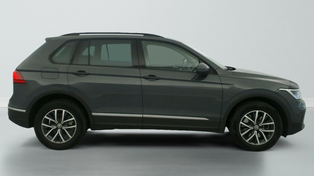 VOLKSWAGEN Tiguan 1.4 EHYBRID 245CH DSG6 LIFE - ref: 1-358250 - Photo 8