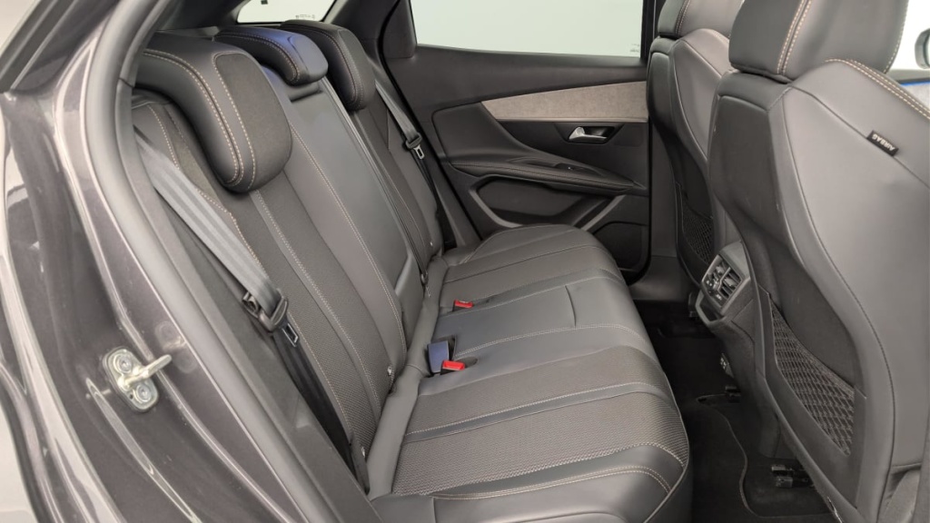 PEUGEOT 3008 Hybrid4 300 e-EAT8 GT - ref: 1-358356 - Photo 10