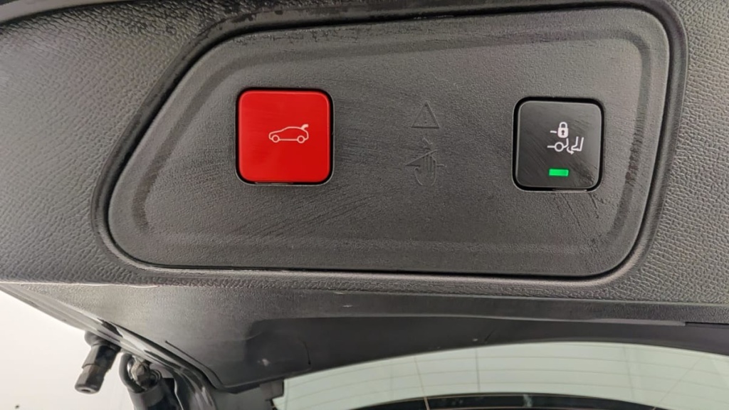 PEUGEOT 3008 Hybrid 225 e-EAT8 GT - ref: 1-358377 - Photo 15