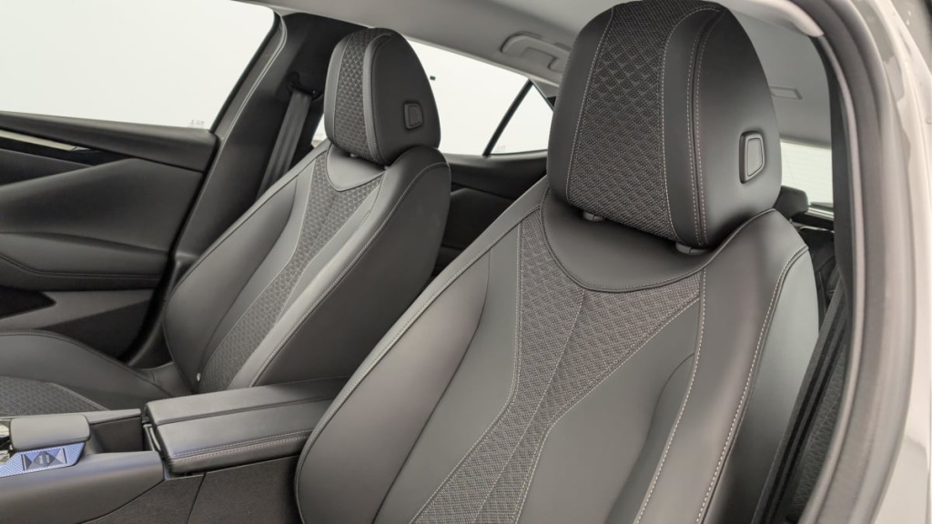 DS DS4 Hybride E-Tense 225 EAT8 Cross Trocadero - ref: 1-358617 - Photo 16