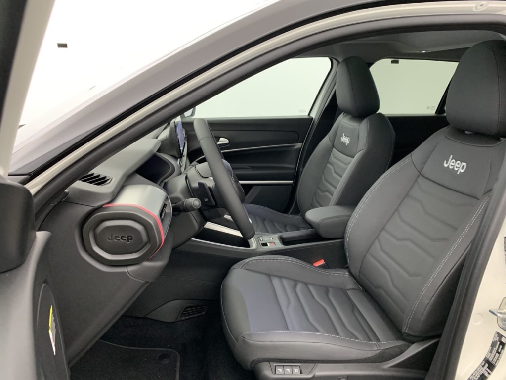 JEEP Avenger 1.2 Turbo T3 110 ch e-Hybrid BVR6 Summit - ref: 1-358794 - Photo 16