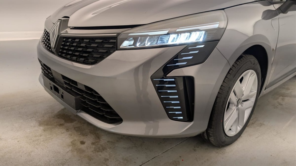 RENAULT Clio BLUE DCI 100 CH GSR2 EVOLUTION - ref: 1-359422 - Photo 20