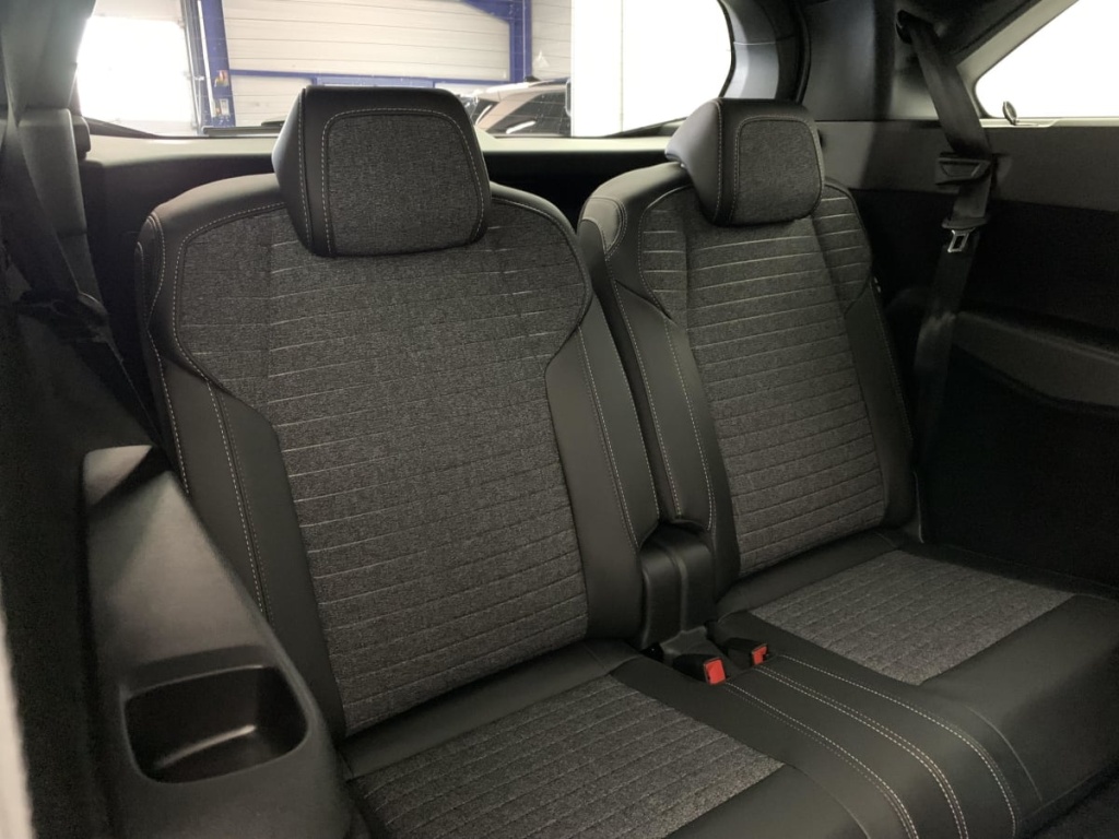 PEUGEOT 5008 Hybrid 145 e-DCS6 Allure - ref: 1-359454 - Photo 11