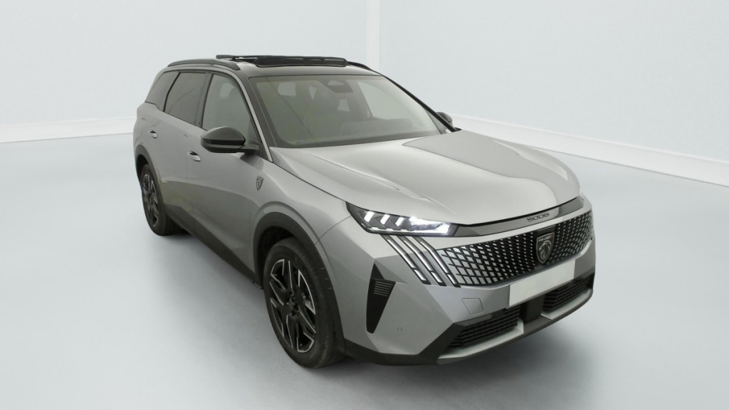 PEUGEOT 5008 Hybrid 145 e-DCS6 GT - ref: 1-359477 - Photo 1