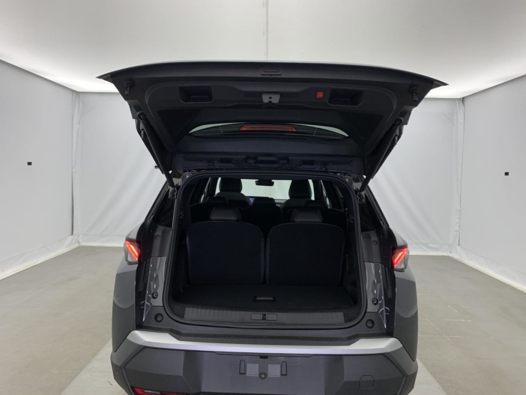 PEUGEOT 5008 Hybrid 145 e-DCS6 GT - ref: 1-359482 - Photo 12