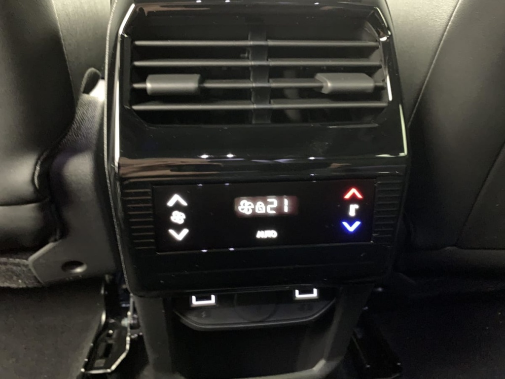 PEUGEOT 5008 Hybrid 145 e-DCS6 GT - ref: 1-359484 - Photo 20