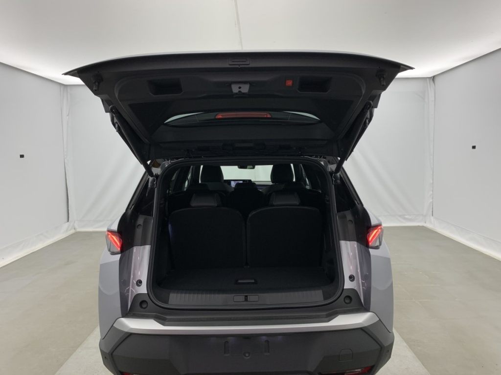 PEUGEOT 5008 Hybrid 145 e-DCS6 GT - ref: 1-359487 - Photo 13