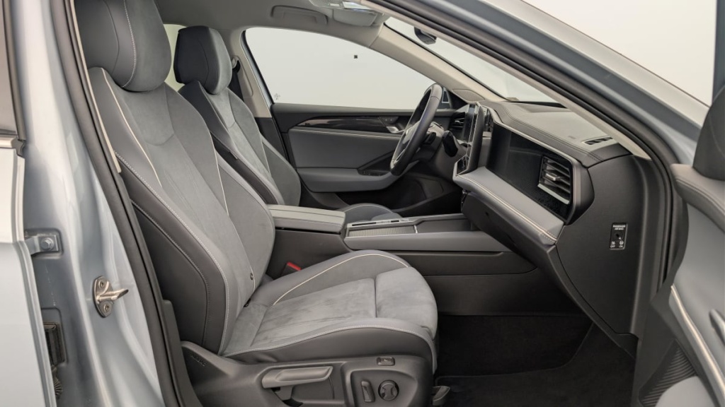 VOLKSWAGEN Passat SW 1.5 ETSI OPF 150 DSG7 LIFE PLUS - ref: 1-359489 - Photo 9