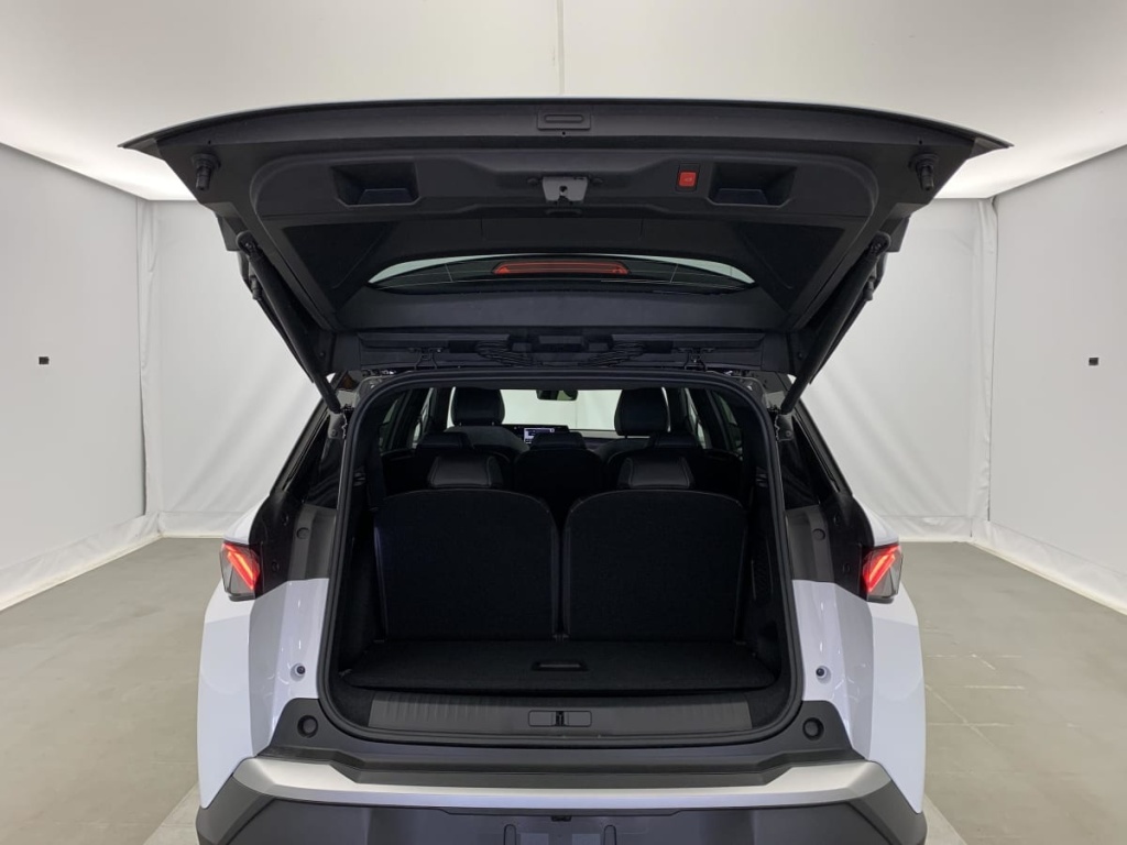 PEUGEOT 5008 Hybrid 145 e-DCS6 GT - ref: 1-359495 - Photo 12