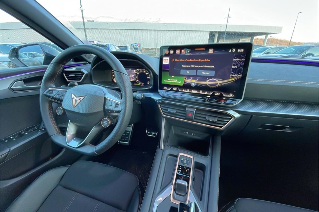 CUPRA Leon Sportstourer 1.5 eTSI Hybrid 150 ch DSG7 V - ref: 1-359949 - Photo 13