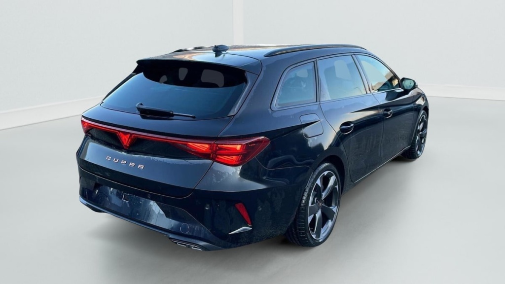 CUPRA Leon Sportstourer 1.5 eTSI Hybrid 150 ch DSG7 V - ref: 1-359949 - Photo 7