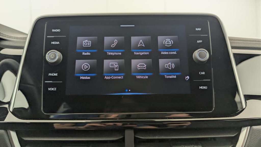 VOLKSWAGEN T-Roc 1.5 TSI EVO 150 Start Stop DSG7 R-Line - ref: 1-360348 - Photo 17