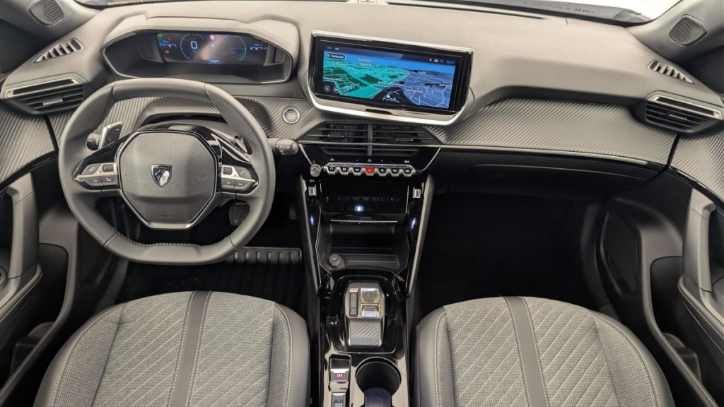 PEUGEOT 2008 Hybrid 136 e-DCS6 Allure - ref: 1-360731 - Photo 13