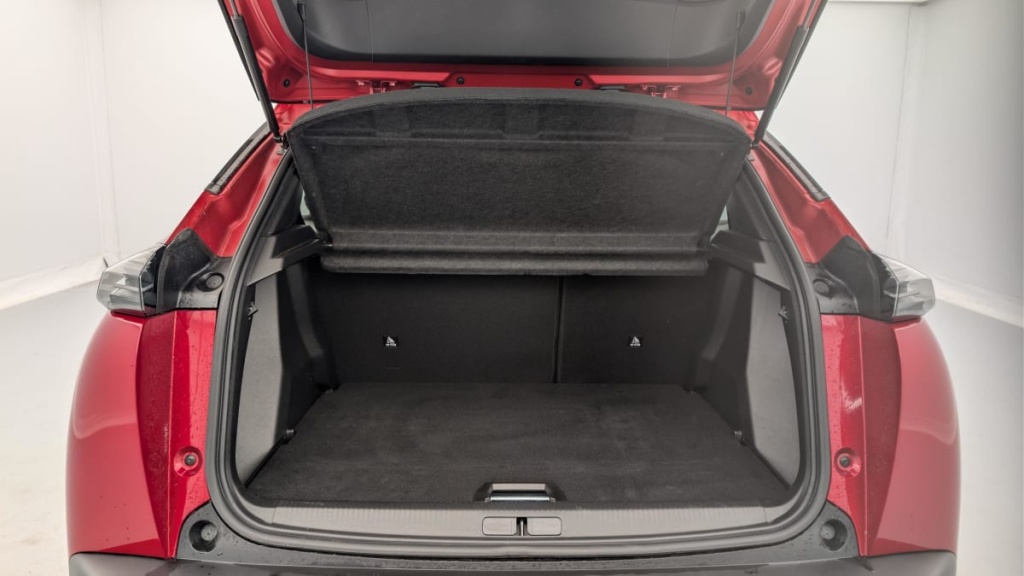 PEUGEOT 2008 Hybrid 136 e-DCS6 Allure - ref: 1-360753 - Photo 11