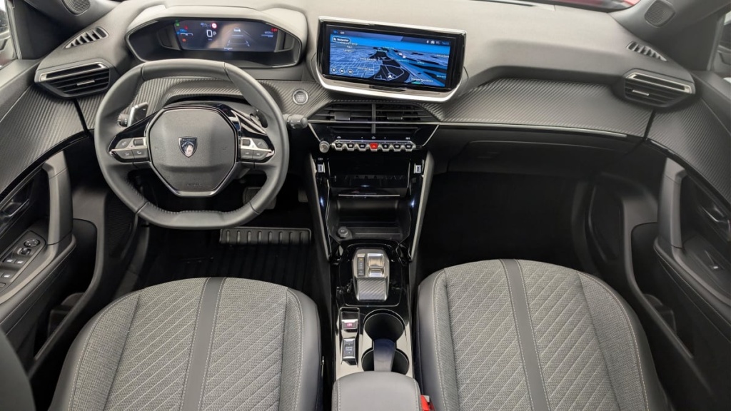 PEUGEOT 2008 Hybrid 136 e-DCS6 Allure - ref: 1-360753 - Photo 13