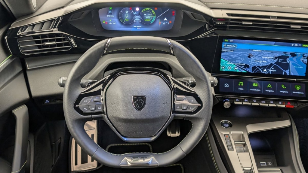 PEUGEOT 408 Hybrid 145 e-DCS6 GT - ref: 1-361112 - Photo 14