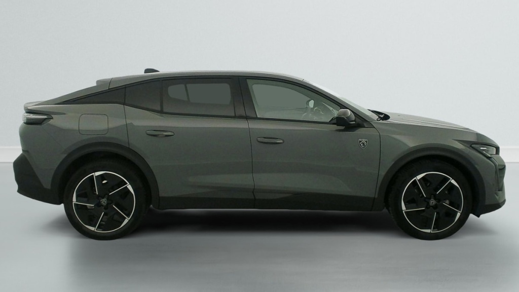 PEUGEOT 408 Hybrid 145 e-DCS6 GT - ref: 1-361113 - Photo 8