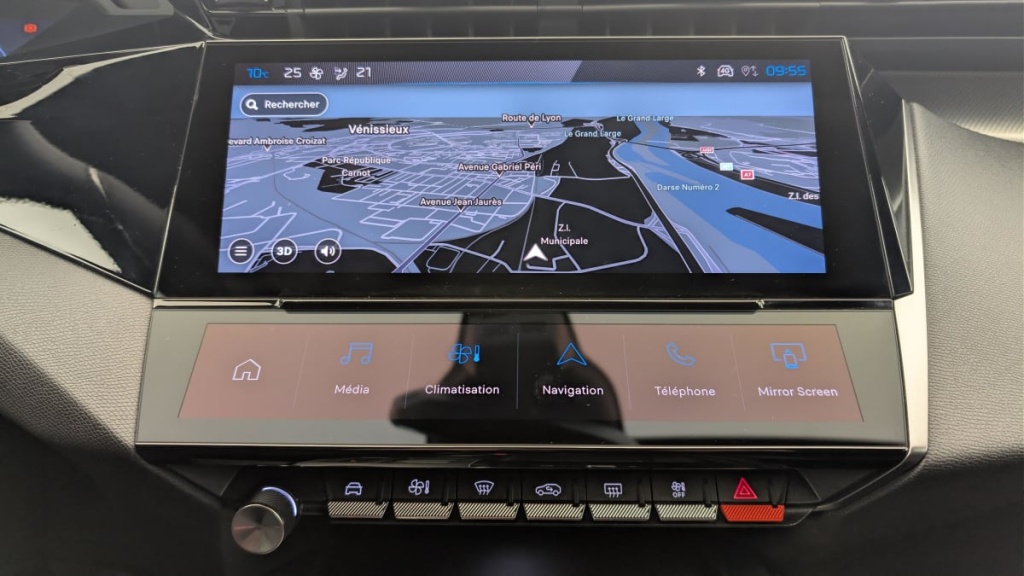 PEUGEOT 408 PHEV 180 e-EAT8 GT - ref: 1-361323 - Photo 17