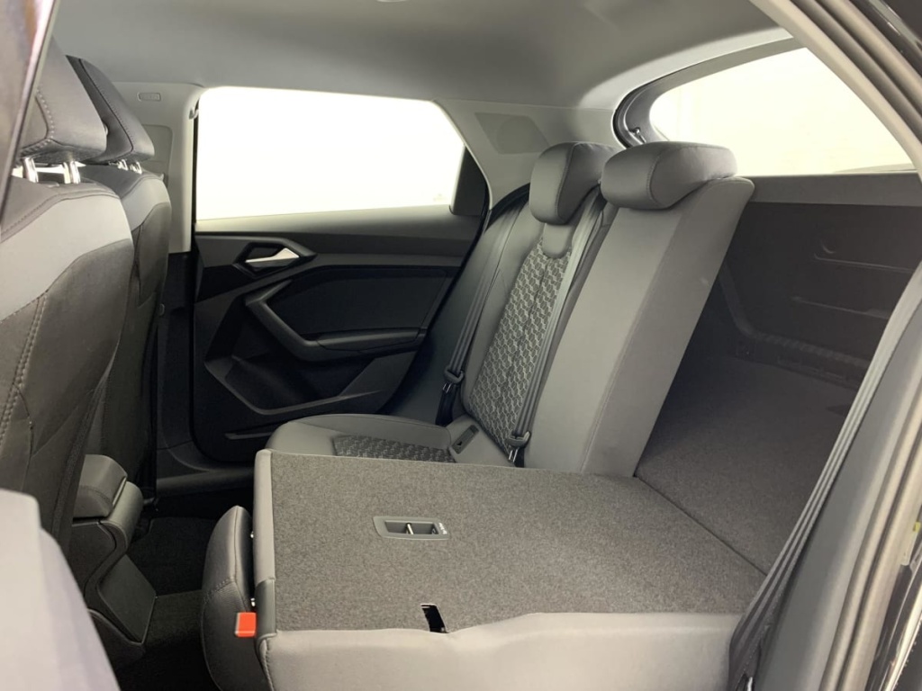 AUDI A1 Sportback 30 TFSI 116 ch BVM6 Design - ref: 1-361402 - Photo 12