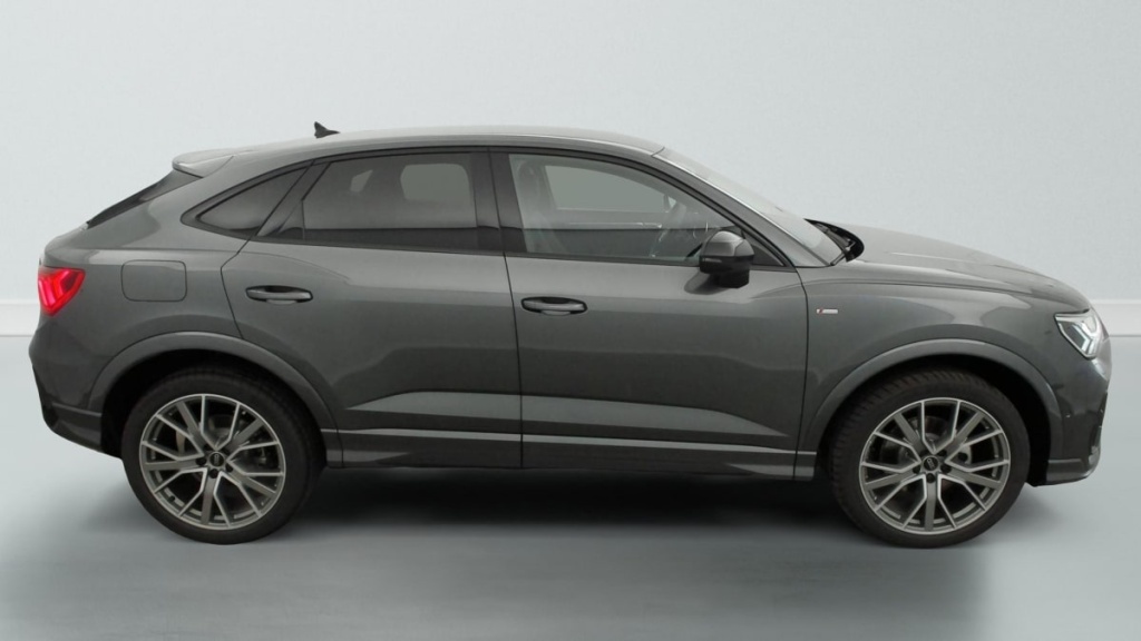 AUDI Q3 Sportback 35 TDI 150 ch S tronic 7 S line plus - ref: 1-361409 - Photo 8