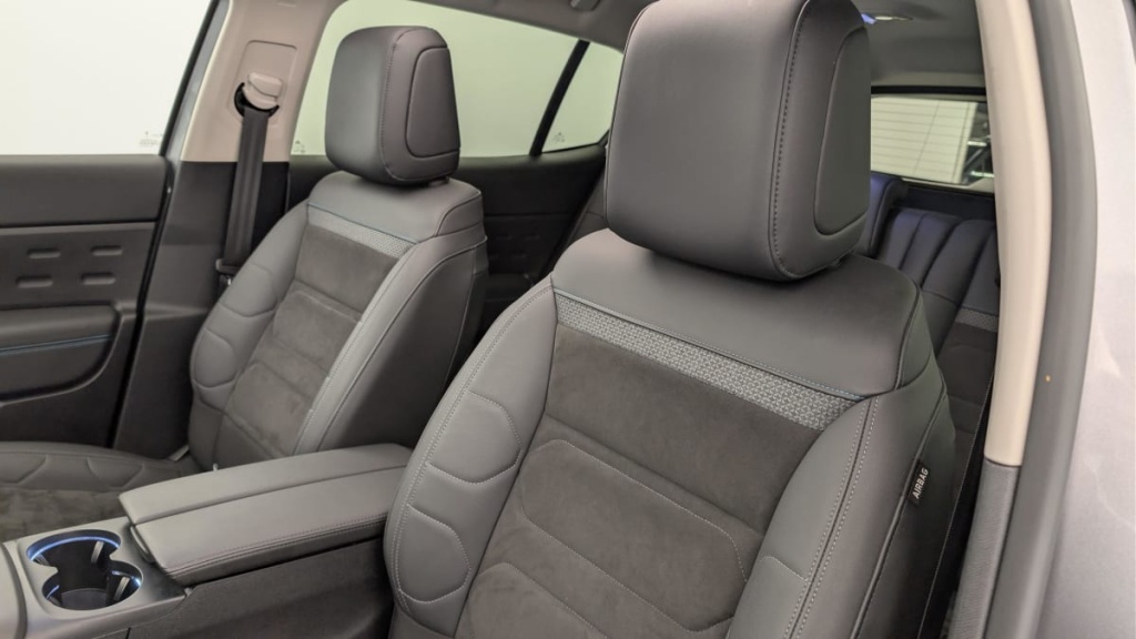 CITROEN C5 Aircross Hybride Rechargeable 225 e-EAT8 Shine - ref: 1-362073 - Photo 16