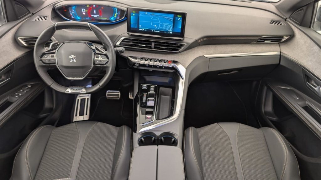 PEUGEOT 3008 Hybrid 225 e-EAT8 GT - ref: 1-362074 - Photo 12