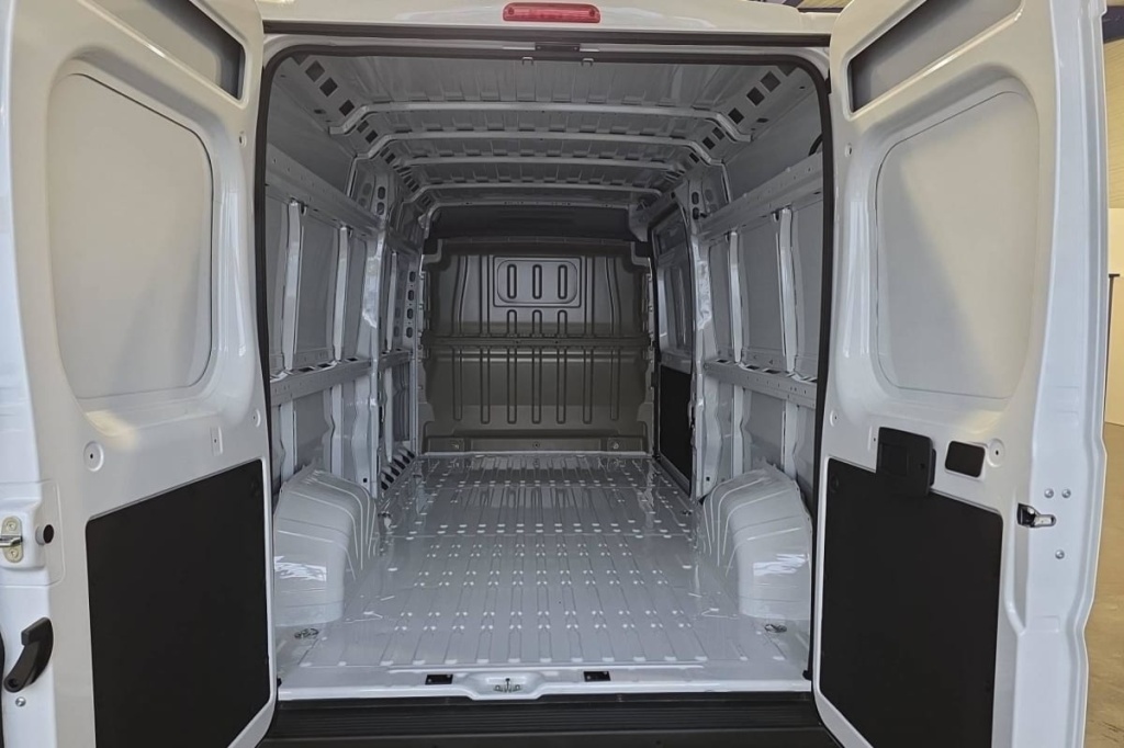 PEUGEOT Boxer TOLE 3.5 T L3H2 BLUEHDI 140 S S BVM6 - ref: 1-362143 - Photo 11