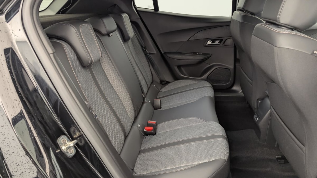 PEUGEOT 2008 100 S S BVM6 Allure - ref: 1-362175 - Photo 10