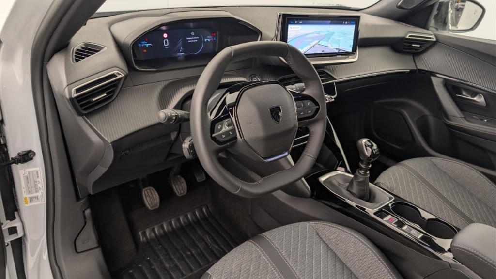 PEUGEOT 2008 100 S S BVM6 Allure - ref: 1-362256 - Photo 15