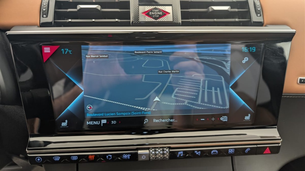 DS DS7 Crossback Hybride E-Tense 300 EAT8 4x4 Rivoli - ref: 1-362489 - Photo 19