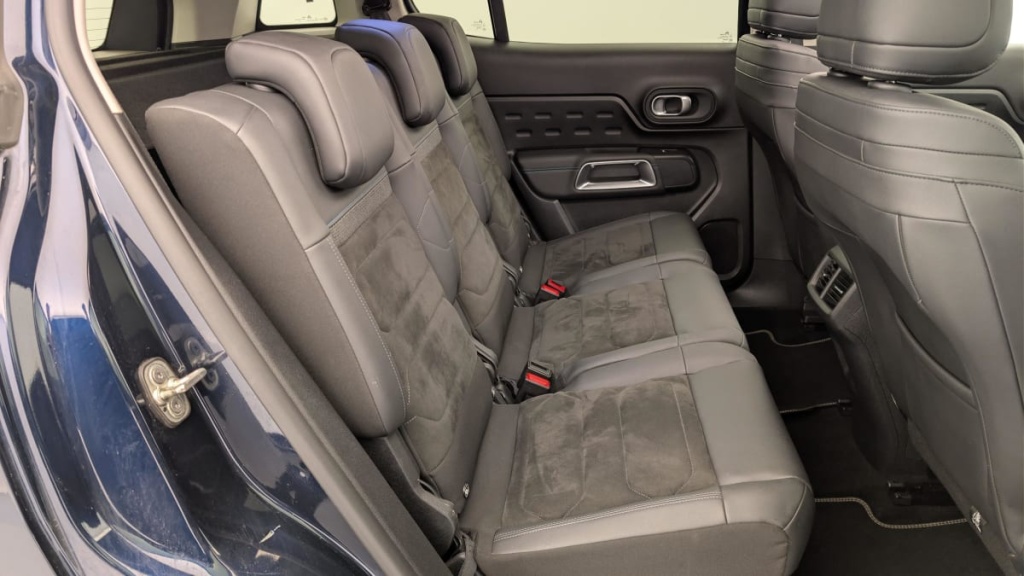 CITROEN C5 Aircross Hybride Rechargeable 225 e-EAT8 Shine - ref: 1-362732 - Photo 10