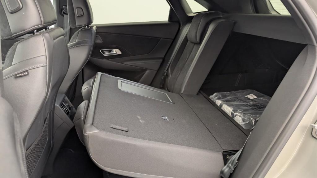 DS DS7 Hybride Rechargeable E-Tense 300 EAT8 4x4 Performance Line + - ref: 1-362741 - Photo 12