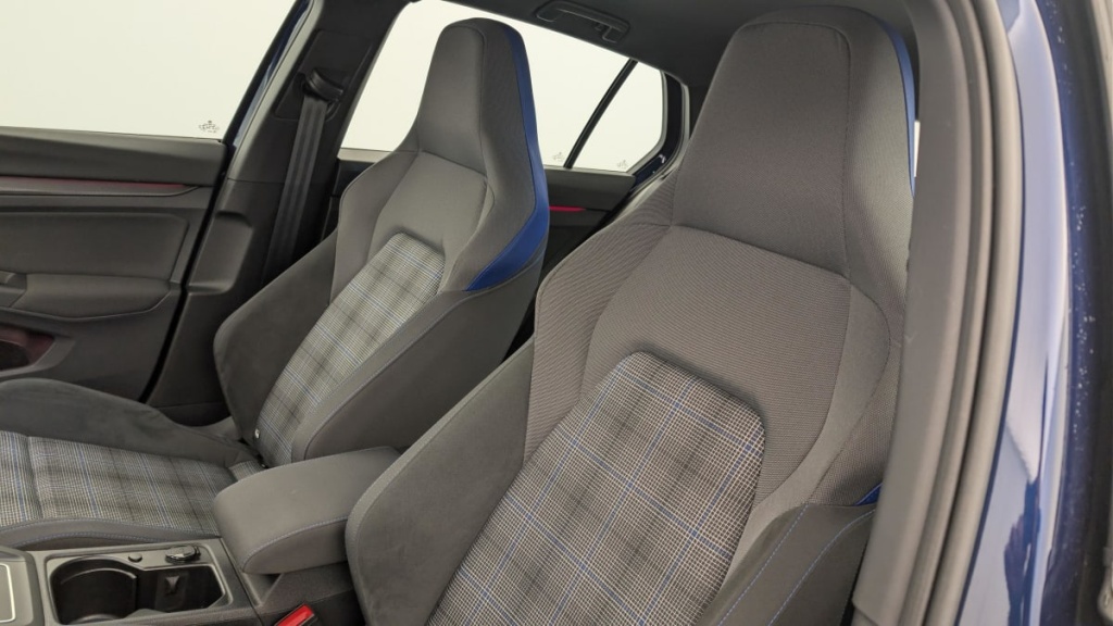 VOLKSWAGEN Golf 1.4 HYBRIDE RECHARGEABLE OPF 245 DSG6 GTE - ref: 1-362984 - Photo 16