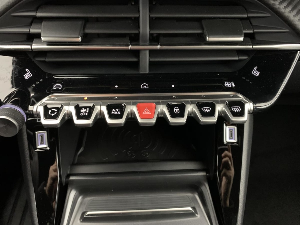 PEUGEOT 2008 100 S S BVM6 Allure - ref: 1-363279 - Photo 20