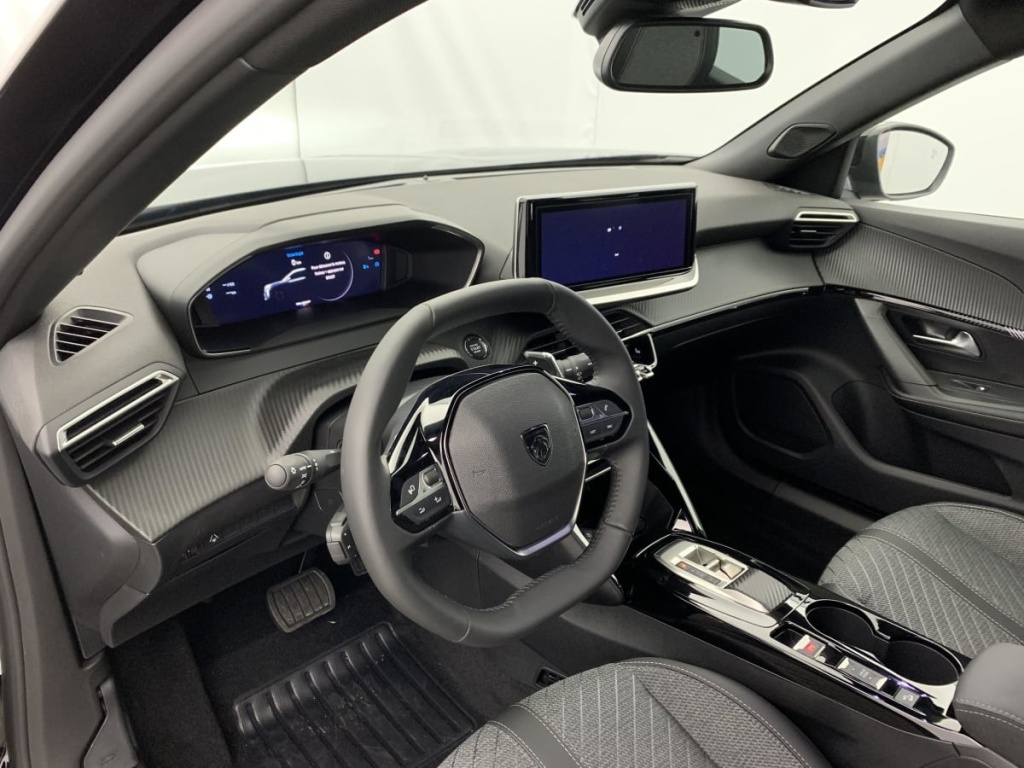 PEUGEOT 2008 Hybrid 145 e-DCS6 Allure - ref: 1-363307 - Photo 15