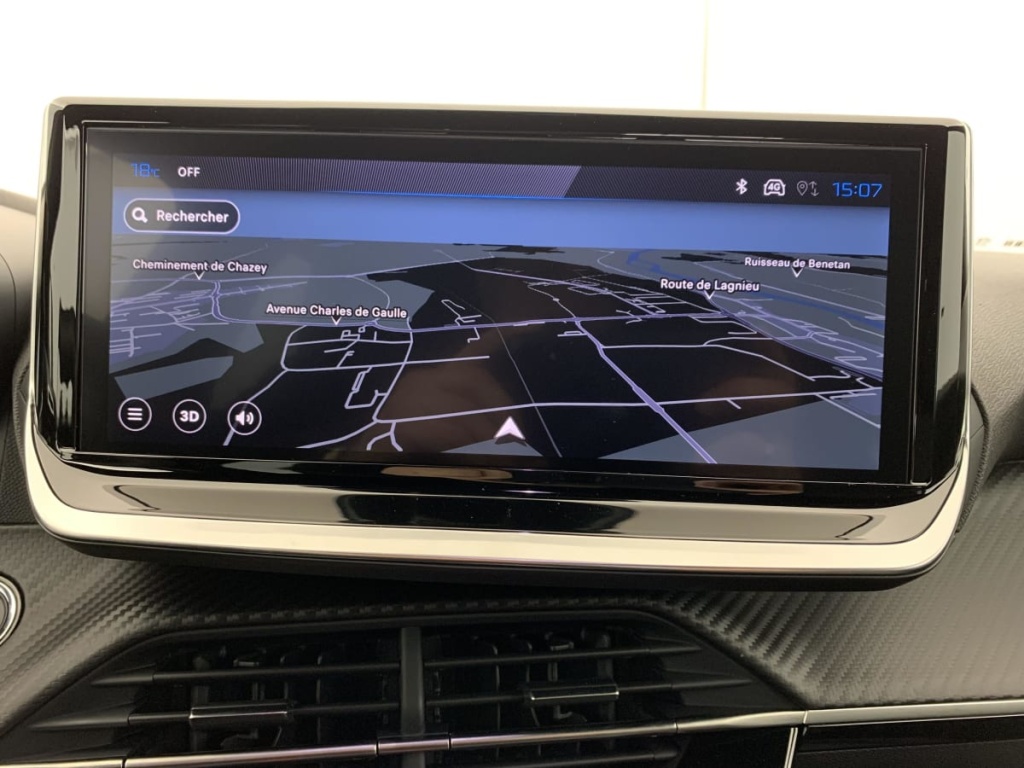 PEUGEOT 2008 Hybrid 145 e-DCS6 Allure - ref: 1-363307 - Photo 17