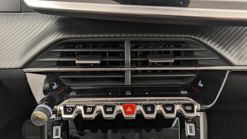 PEUGEOT 208 Hybrid 110 e-DCS6 Allure - ref: 1-363336 - Photo 20