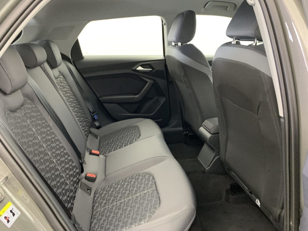 AUDI A1 Sportback 30 TFSI 116 ch S tronic 7 Design - ref: 1-363753 - Photo 10