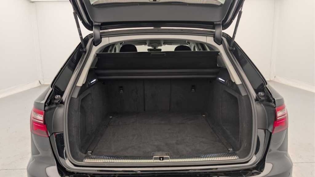 AUDI A4 Avant 35 TFSI 150 S tronic 7 Design - ref: 1-364166 - Photo 11