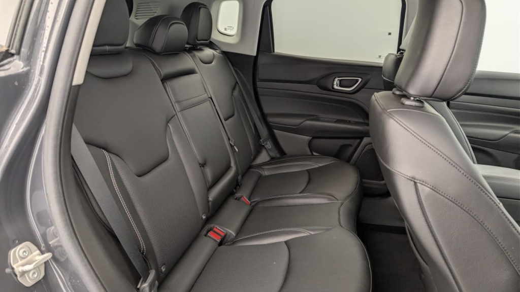 JEEP Compass 1.3 PHEV T4 240 ch 4xe eAWD S - ref: 1-364667 - Photo 10